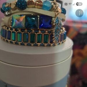 Chic Multicolor Bracelet Set with Gold Accents